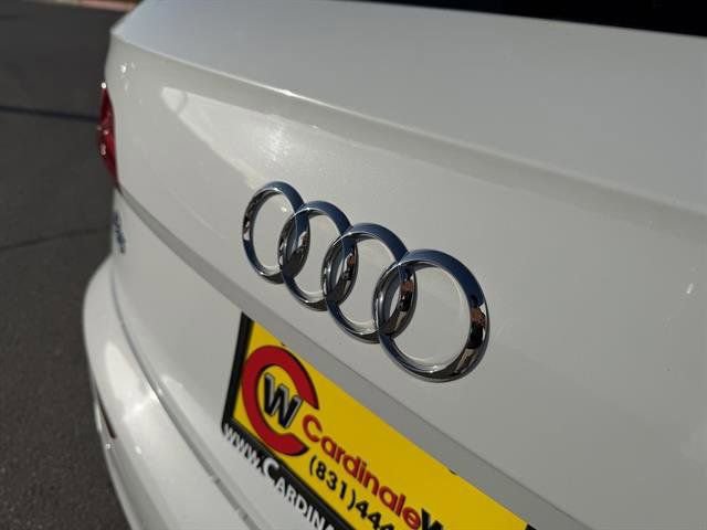 Used 2020 Audi Q5 e Prestige w/ Prestige Package image 12