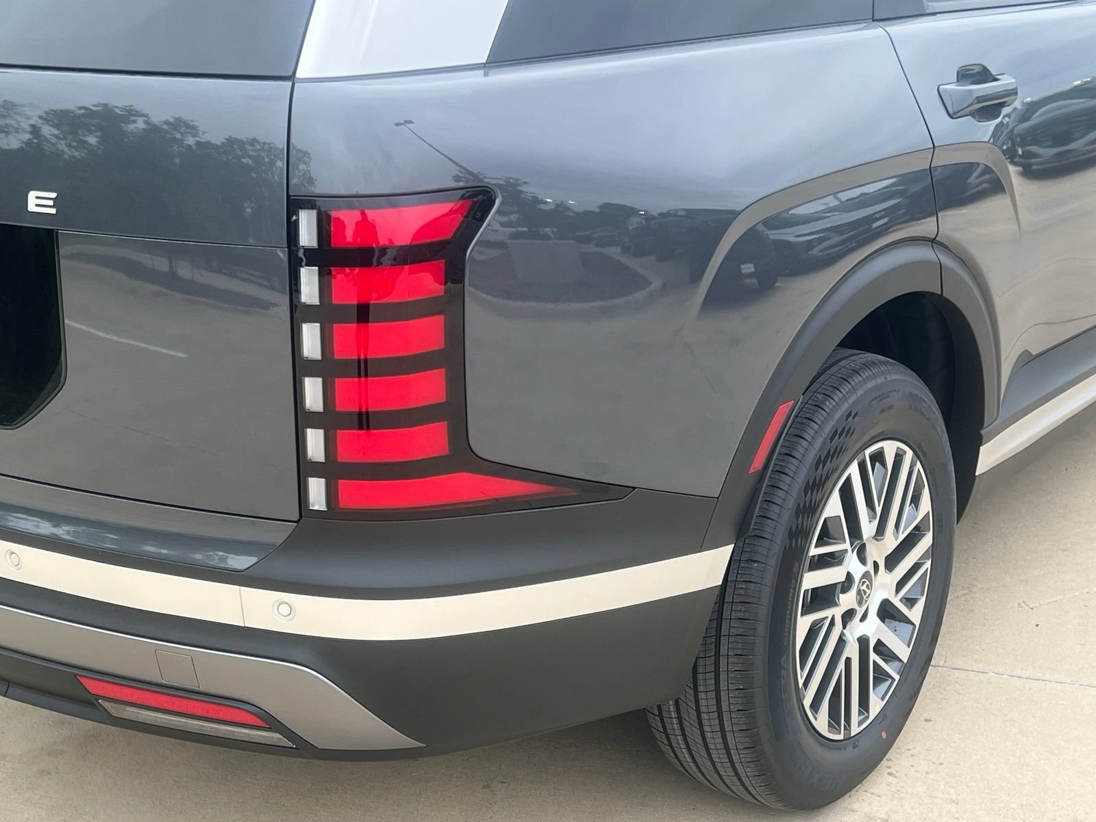 New 2026 Hyundai Palisade SEL FWD image 13