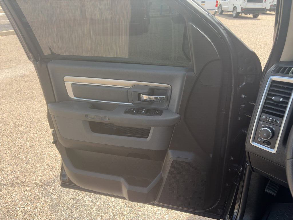 Used 2020 RAM 1500 Classic Warlock w/ Electronics Group AWD/4WD image 18