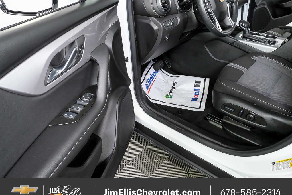Certified 2025 Chevrolet Blazer LT FWD image 7