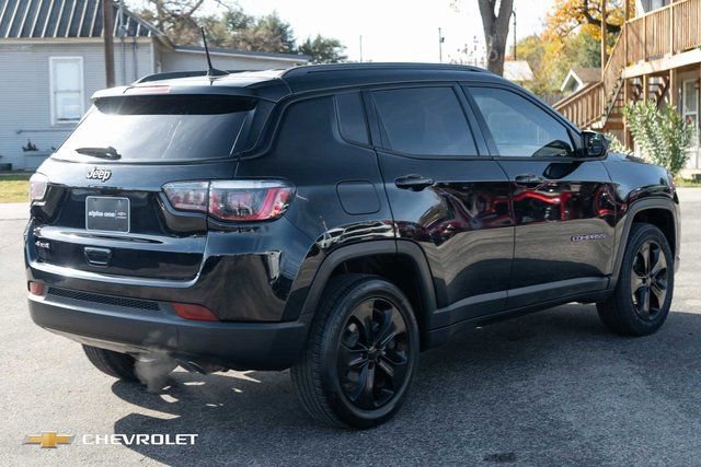 Used 2018 Jeep Compass Latitude w/ Popular Equipment Group image 6