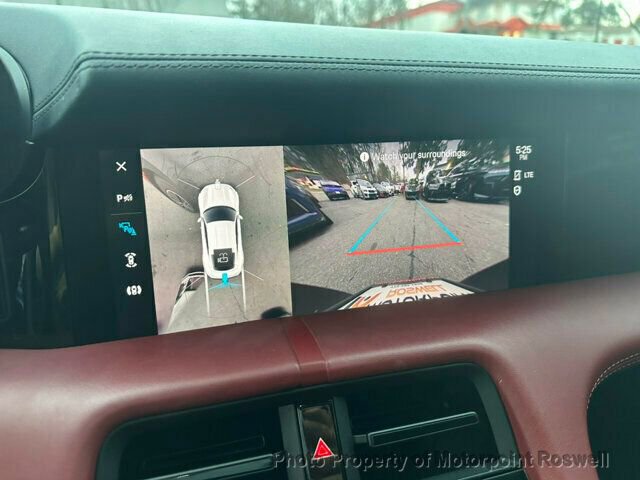 Used 2023 Porsche Taycan image 18