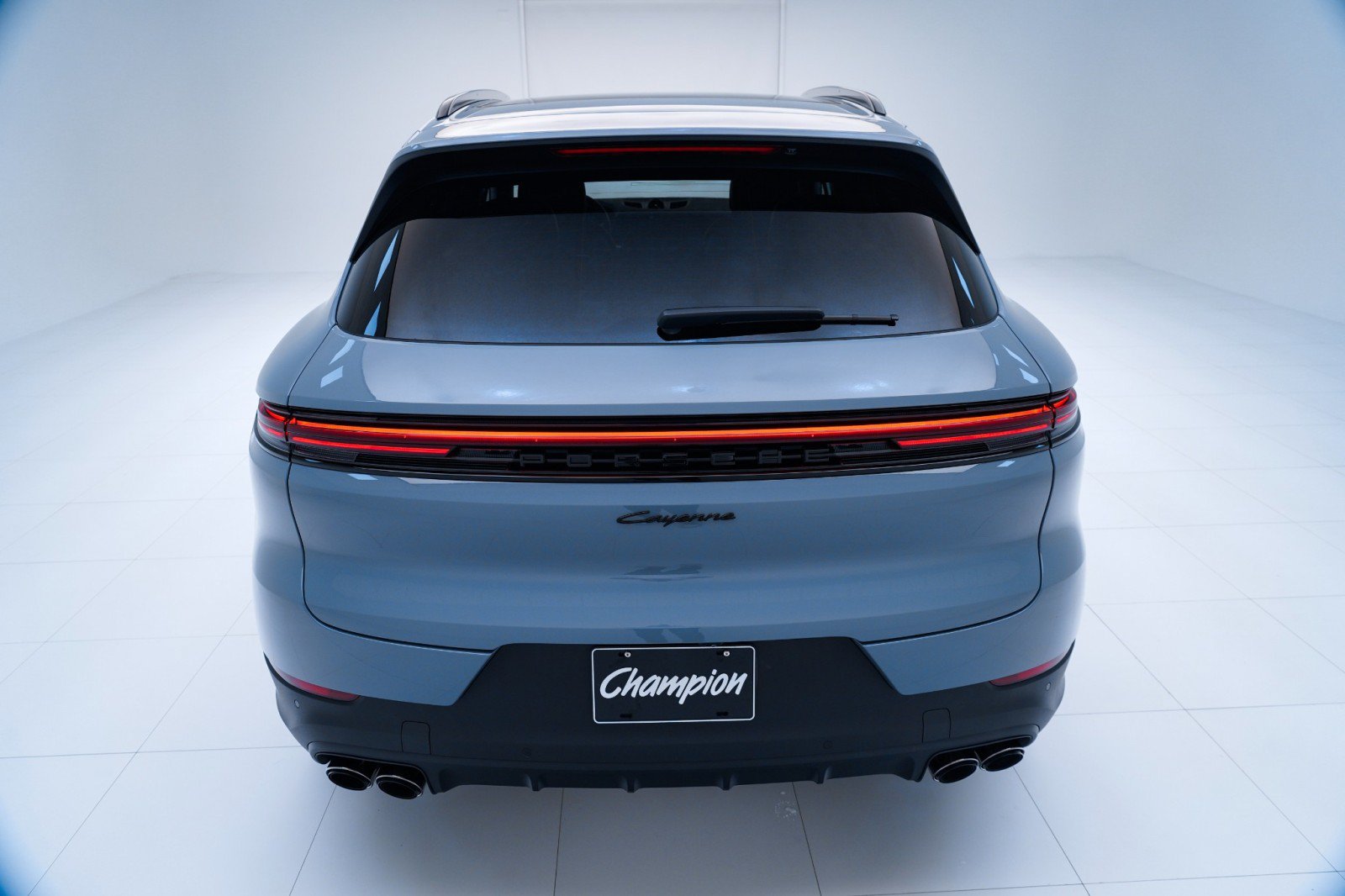 Certified 2026 Porsche Cayenne AWD/4WD image 10