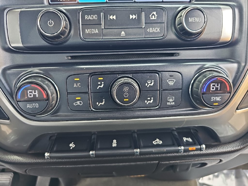 Used 2018 Chevrolet Silverado 1500 LT w/ LT Fleet Convenience Package AWD/4WD image 20