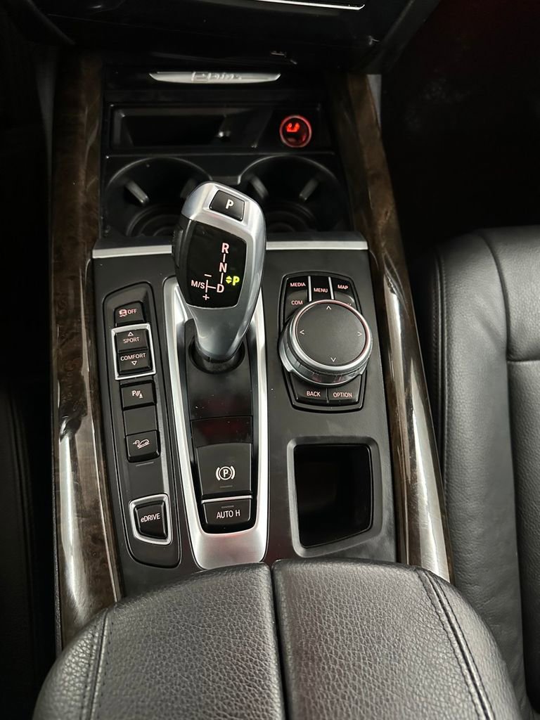 Used 2017 BMW X5 xDrive40e image 18