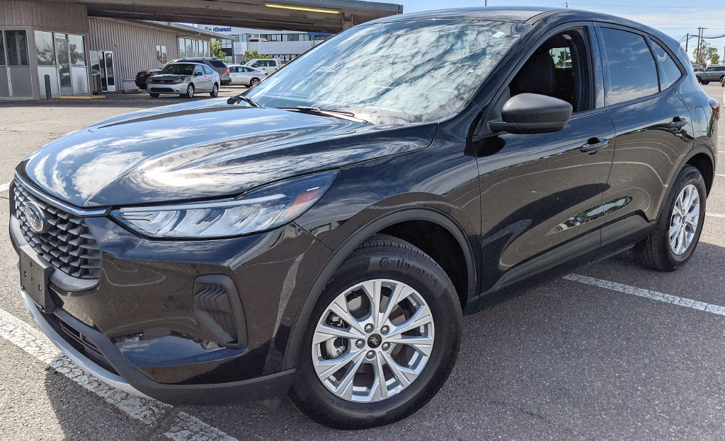 Certified 2025 Ford Escape Active AWD/4WD image 6
