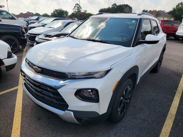 Used 2023 Chevrolet TrailBlazer LT FWD image 2