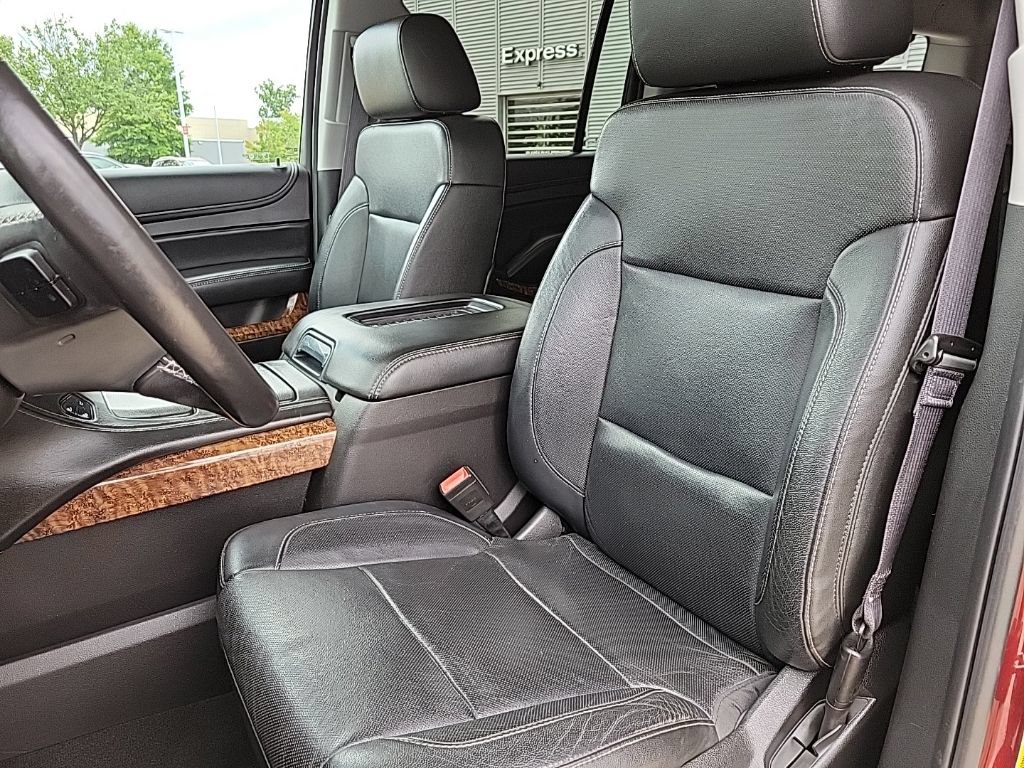 Used 2016 Chevrolet Suburban LTZ AWD/4WD image 10