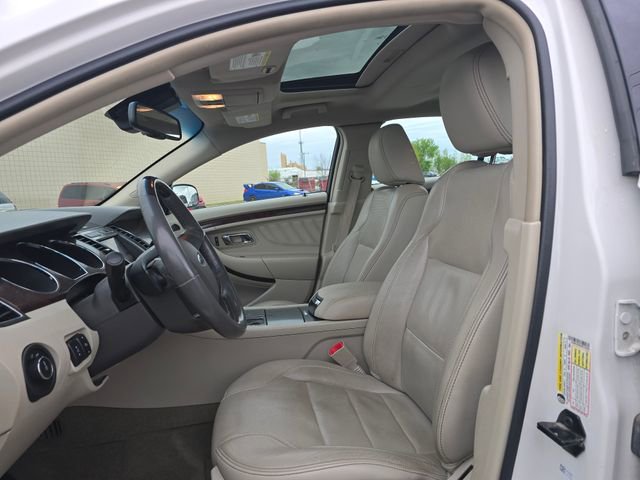 Used 2011 Ford Taurus Limited w/ 303A Rapid Spec Order Code FWD image 12
