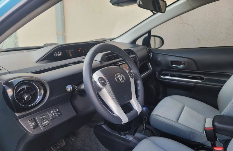 Used 2018 Nissan Versa SV w/ SV Special Edition Package FWD image 18