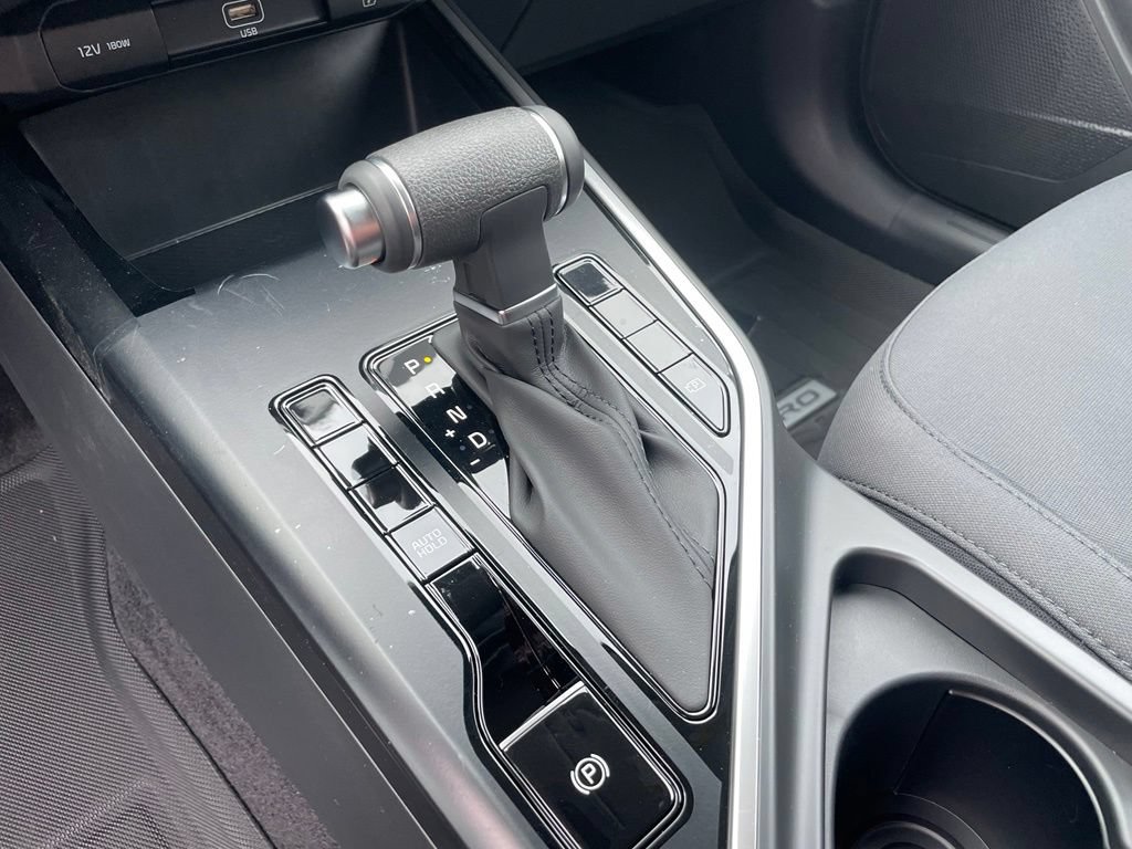 New 2026 Kia Niro LX FWD image 18