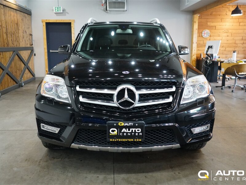 Used 2010 Mercedes-Benz GLK 350 4MATIC image 2