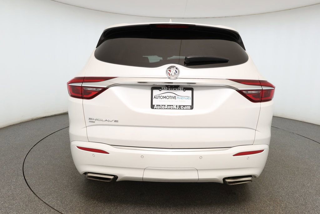 Used 2021 Buick Enclave Avenir image 5