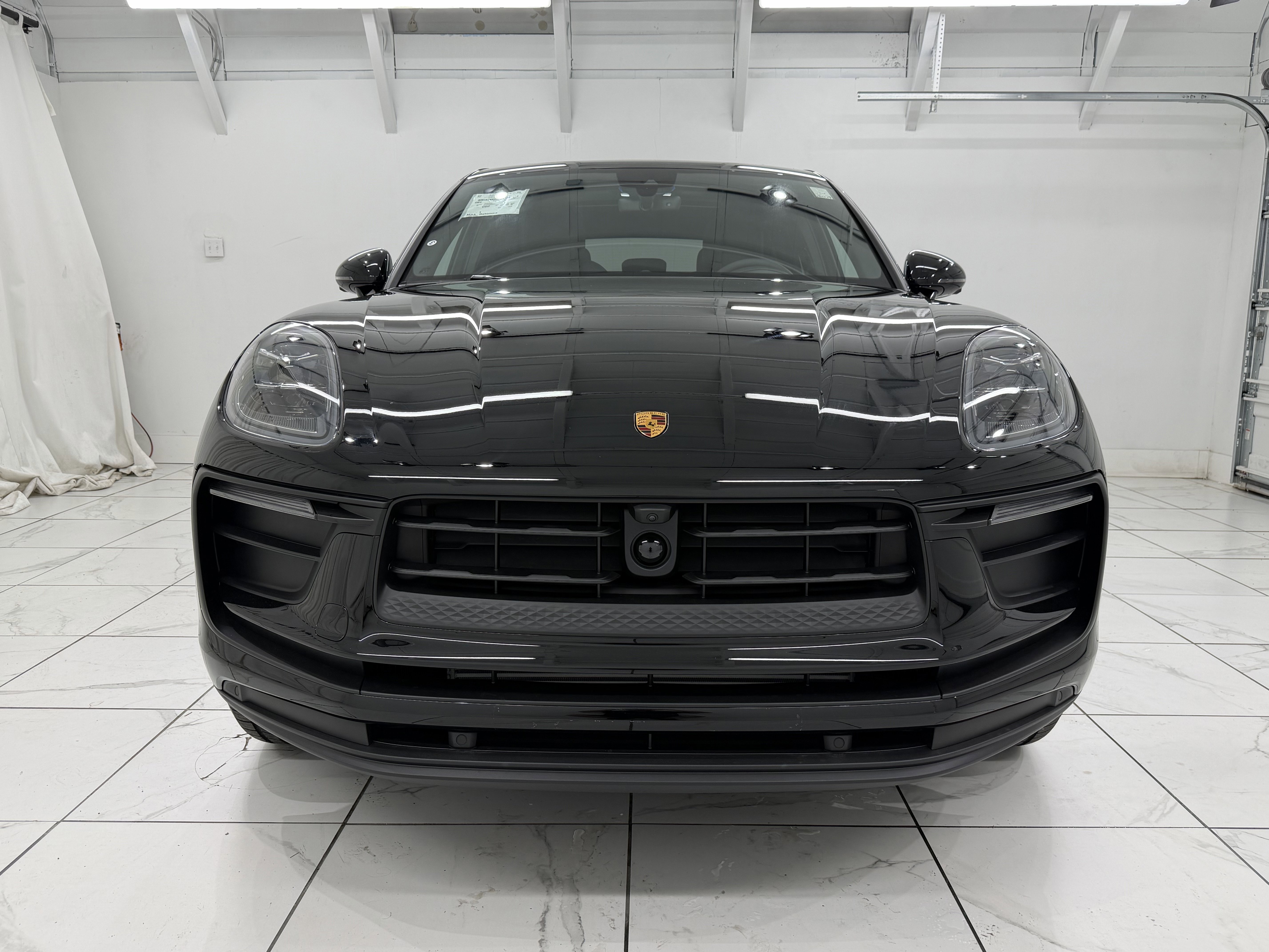 New 2026 Porsche Macan image 9