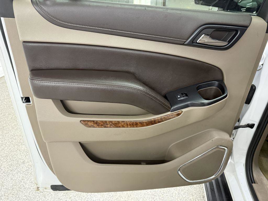 Used 2015 Chevrolet Suburban LTZ image 36