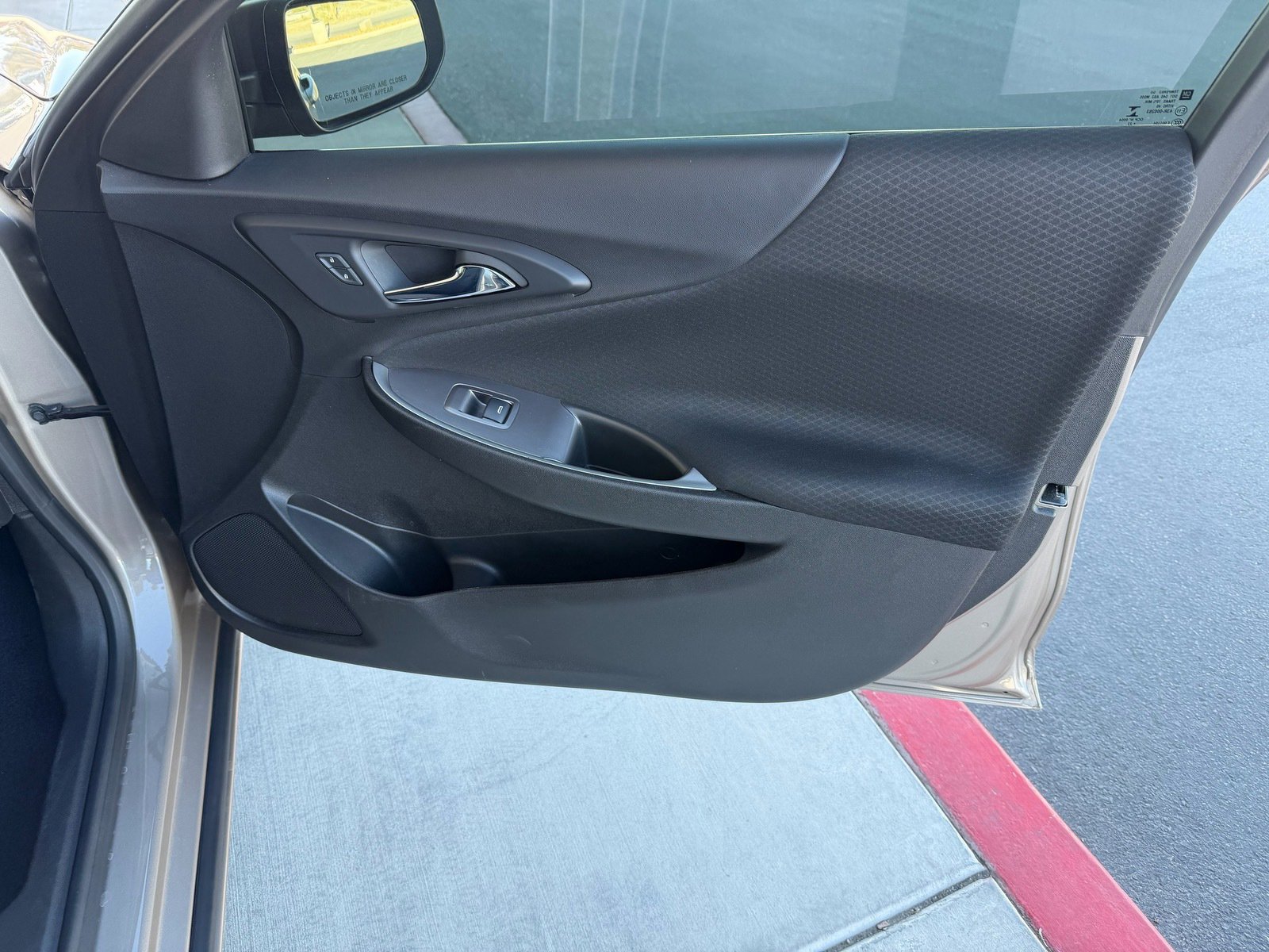 Used 2023 Chevrolet Malibu LS image 19