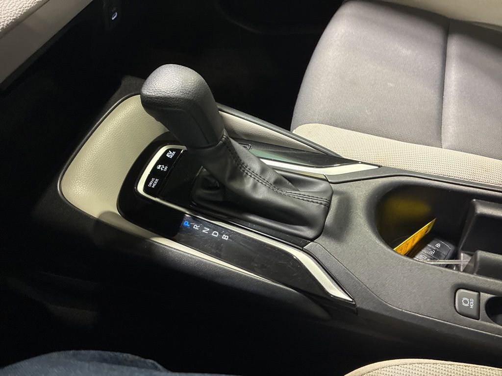 Used 2024 Toyota Corolla LE w/ LE Convenience Package image 22