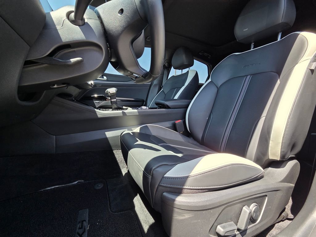 Used 2025 Kia K5 GT-Line w/ GT-Line Premium Package FWD image 22