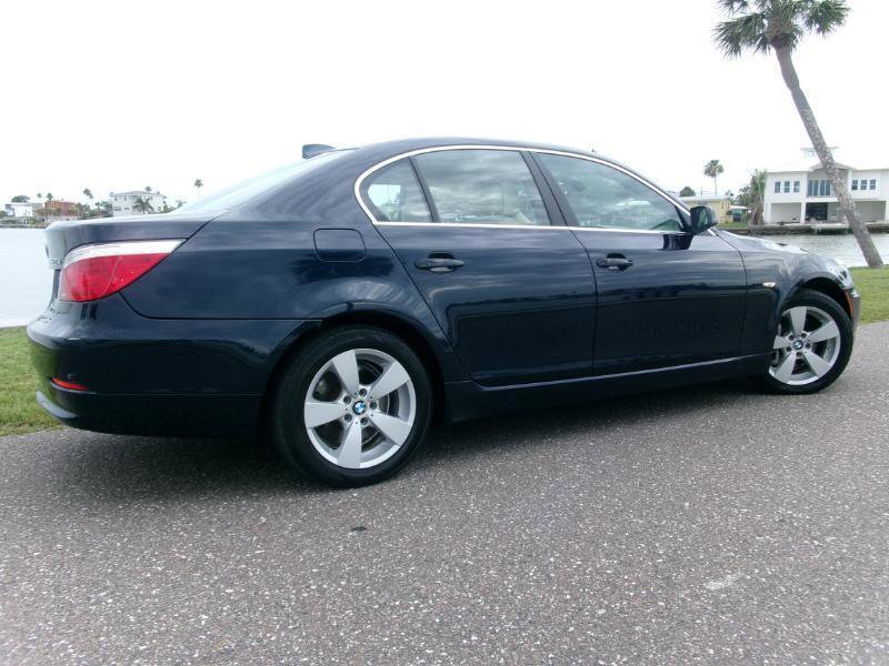 Used 2008 BMW 528xi Sedan AWD/4WD image 5