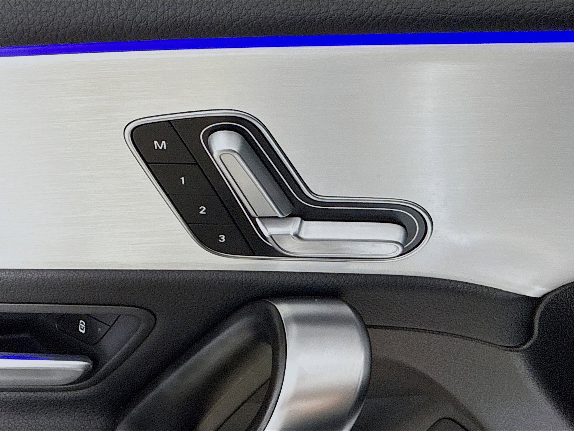 Used 2025 Mercedes-Benz CLA 250 4MATIC image 22