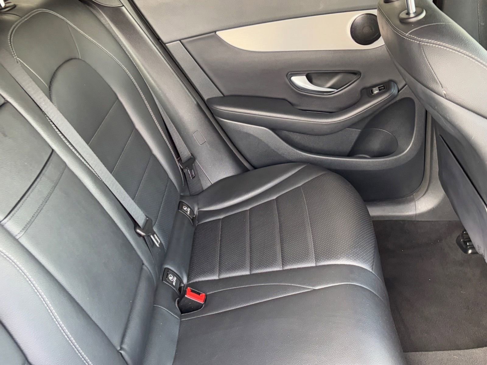 Used 2019 Mercedes-Benz GLC 300 image 11