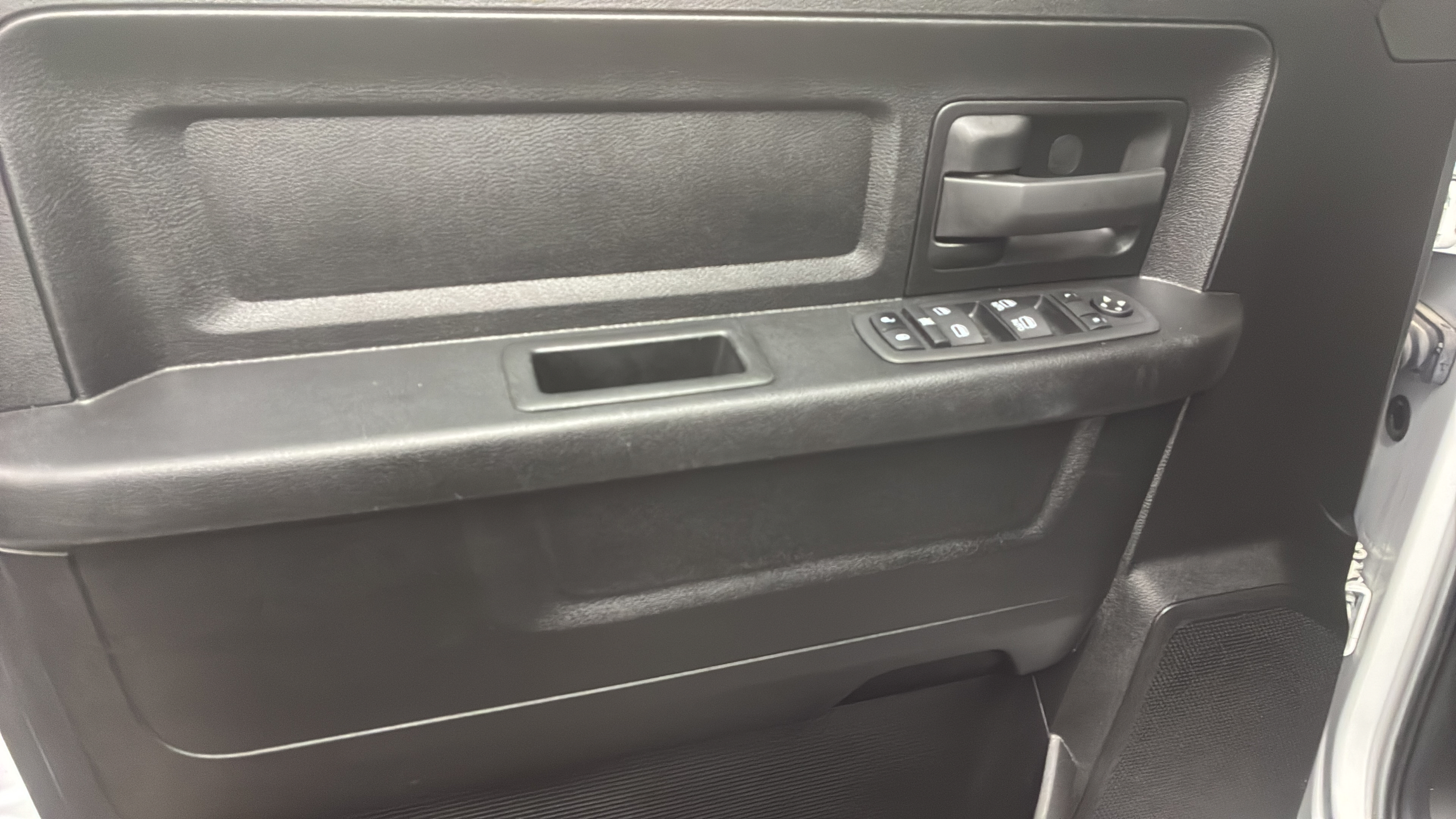 Used 2023 RAM 1500 Tradesman w/ Popular Equipment Group AWD/4WD image 18