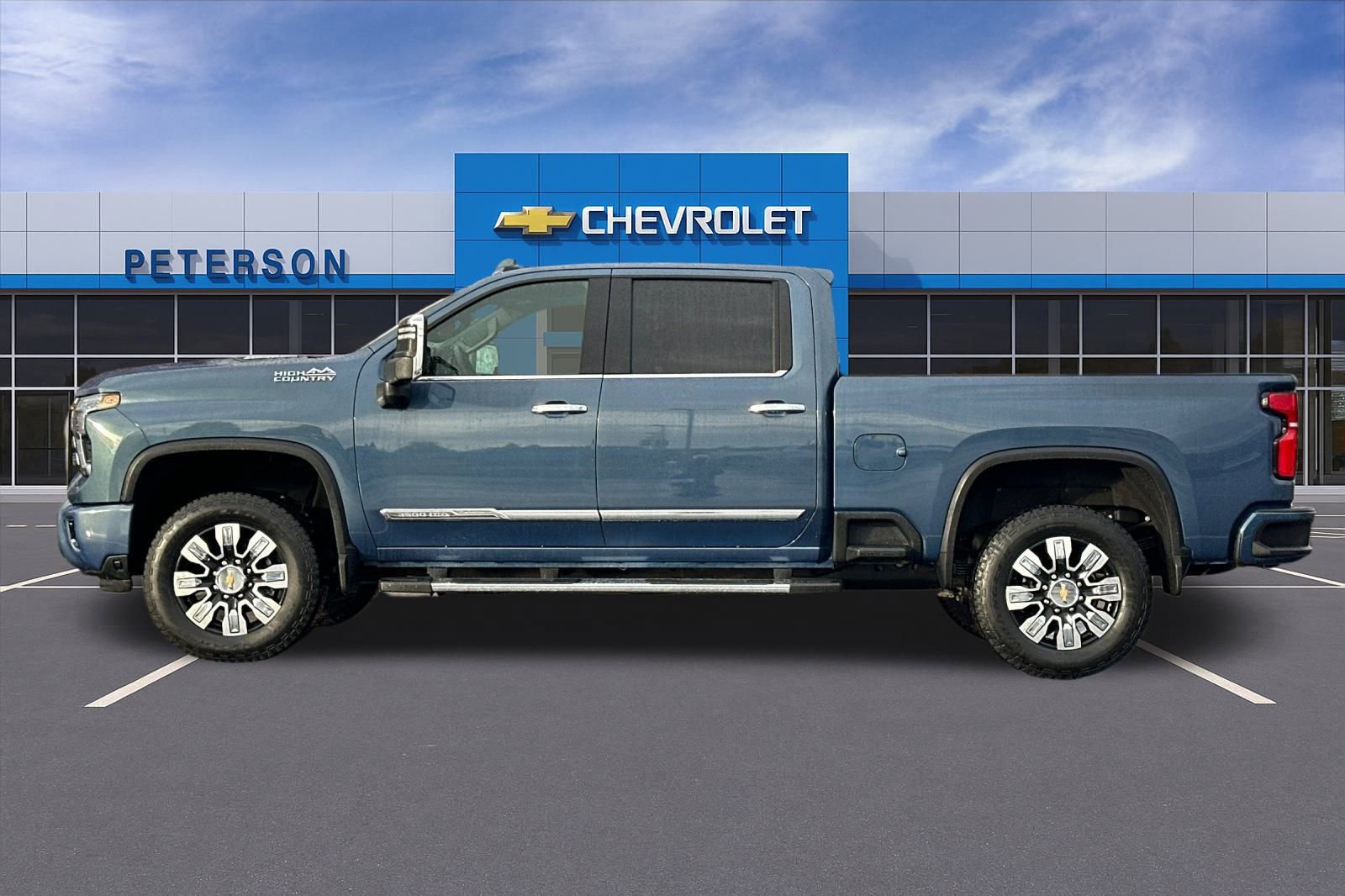 Certified 2025 Chevrolet Silverado 3500 High Country w/ Technology Package image 7