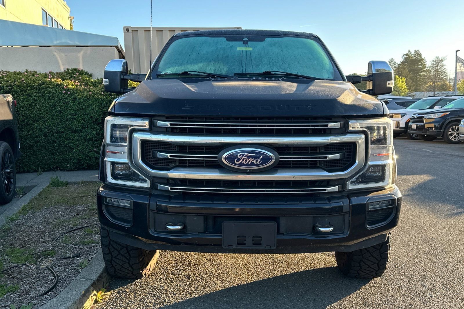 Used 2022 Ford F250 Platinum w/ Tremor Off-Road Package image 3