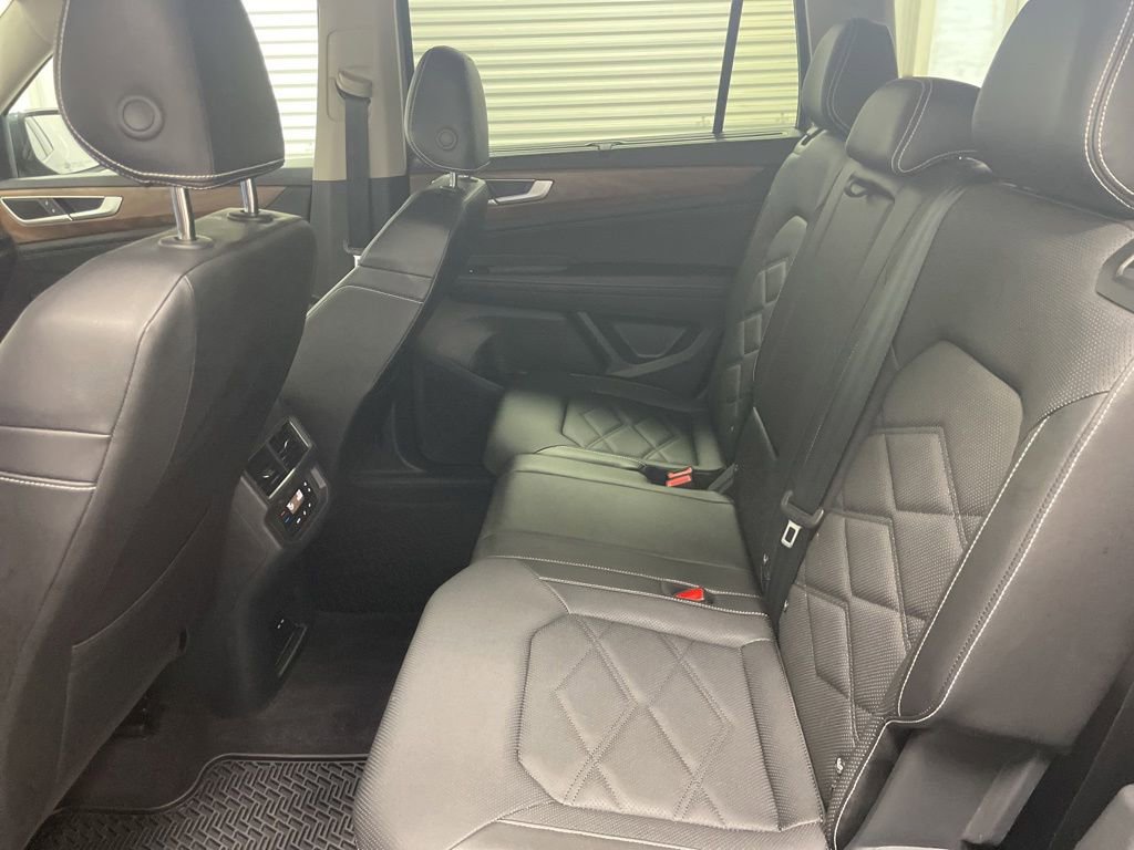 Used 2024 Volkswagen Atlas SE FWD image 32