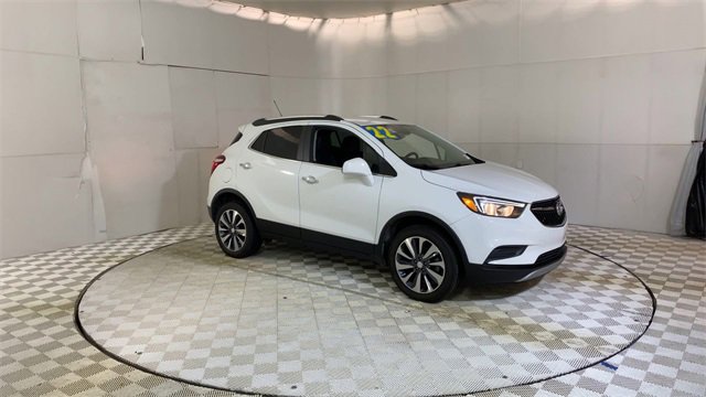 Certified 2022 Buick Encore Preferred image 2