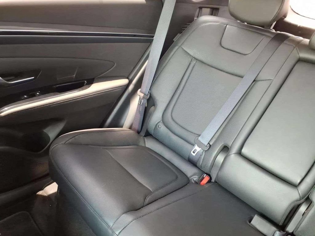 Used 2024 Hyundai Tucson Limited AWD/4WD image 15