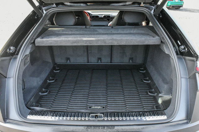 Used 2020 Lamborghini Urus image 51