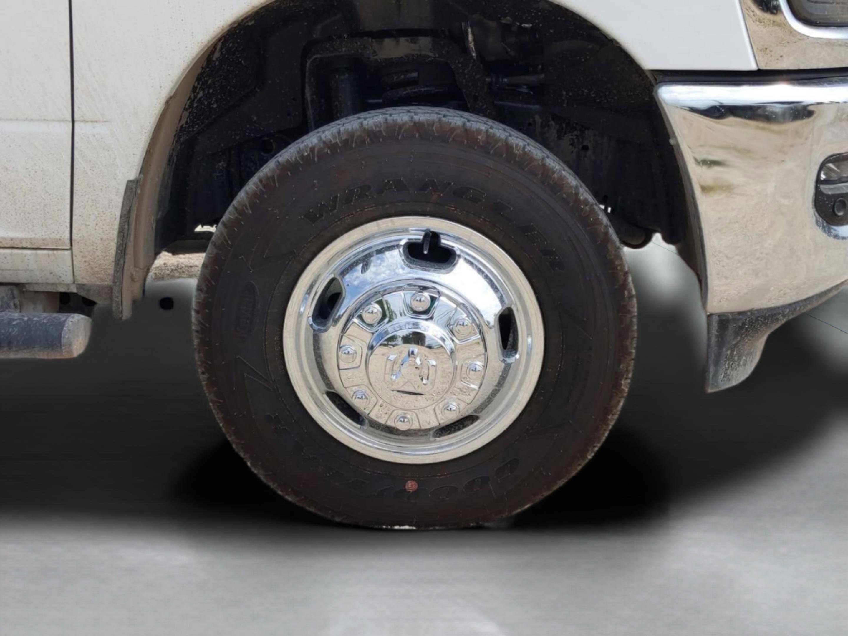 New 2026 RAM 3500 Tradesman image 32