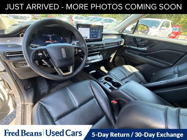 Used 2023 Lincoln Corsair AWD image 7