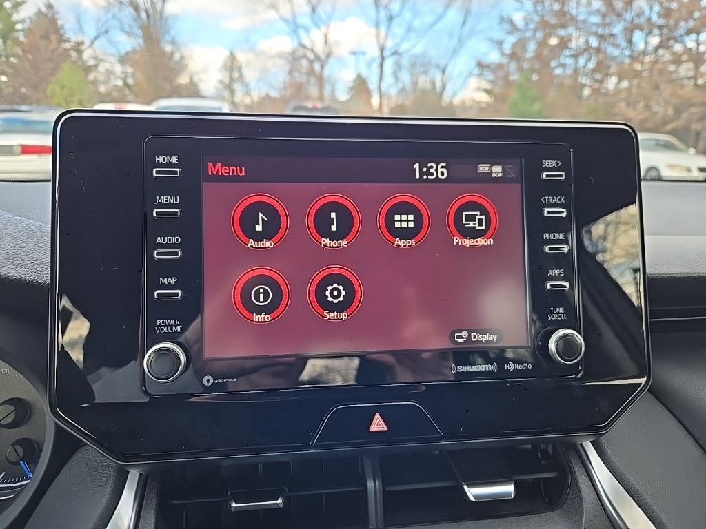 Used 2021 Toyota Venza LE image 27