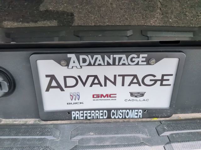 Used 2022 Toyota Tundra Platinum w/ Advanced Package AWD/4WD image 8