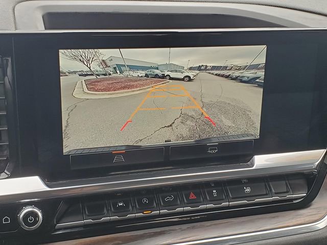 Used 2023 GMC Sierra 1500 SLT w/ SLT Convenience Package image 29