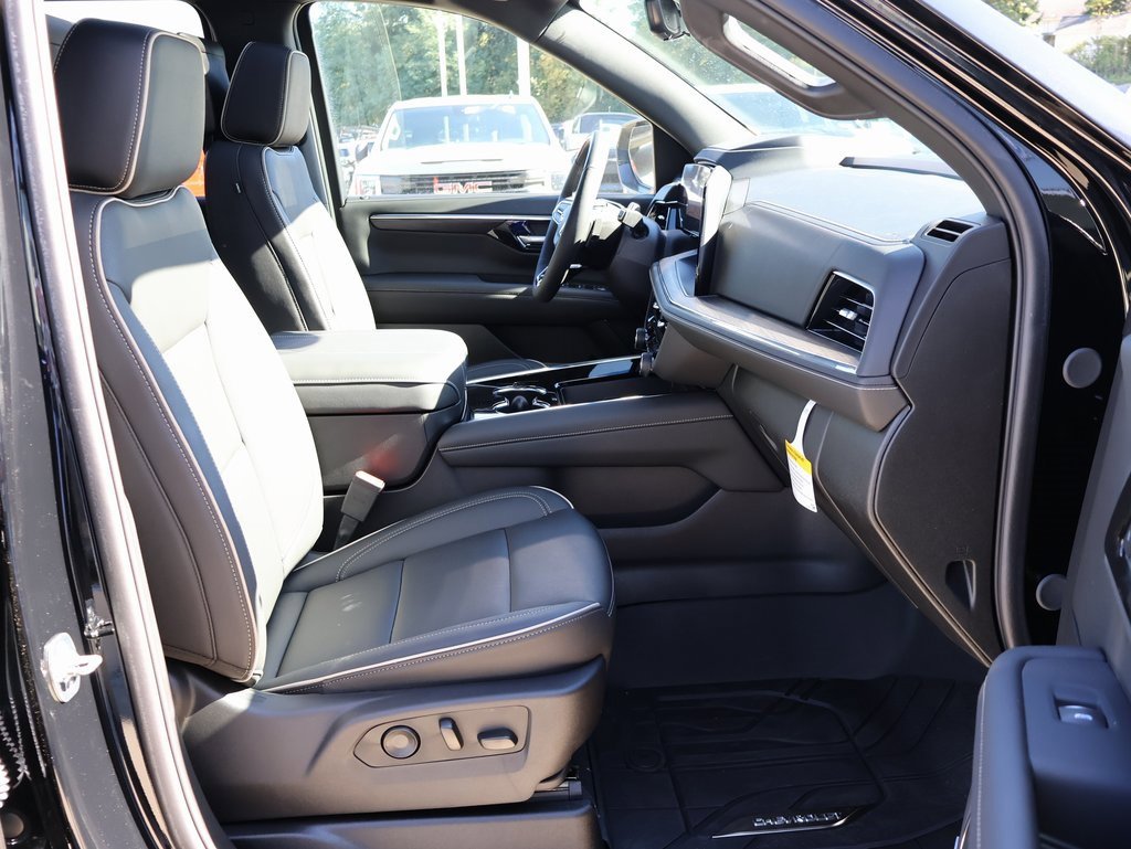 New 2025 Chevrolet Suburban Premier image 42