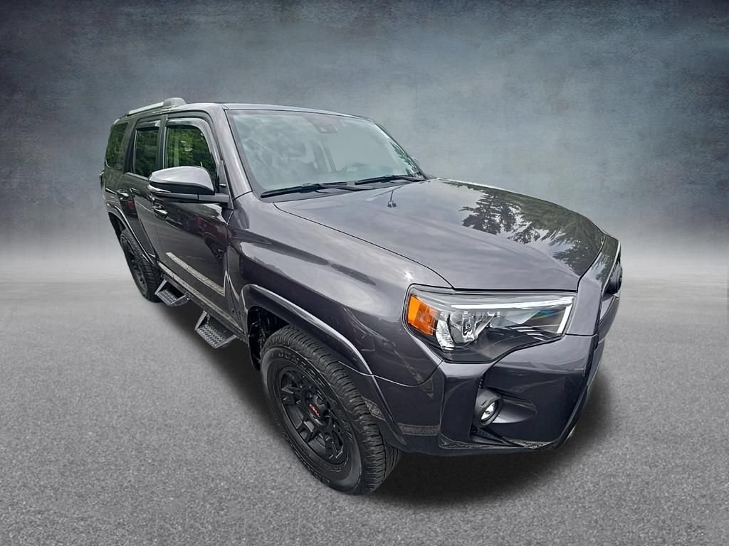 Used 2023 Toyota 4Runner SR5 Premium w/ Moonroof Package AWD/4WD image 9