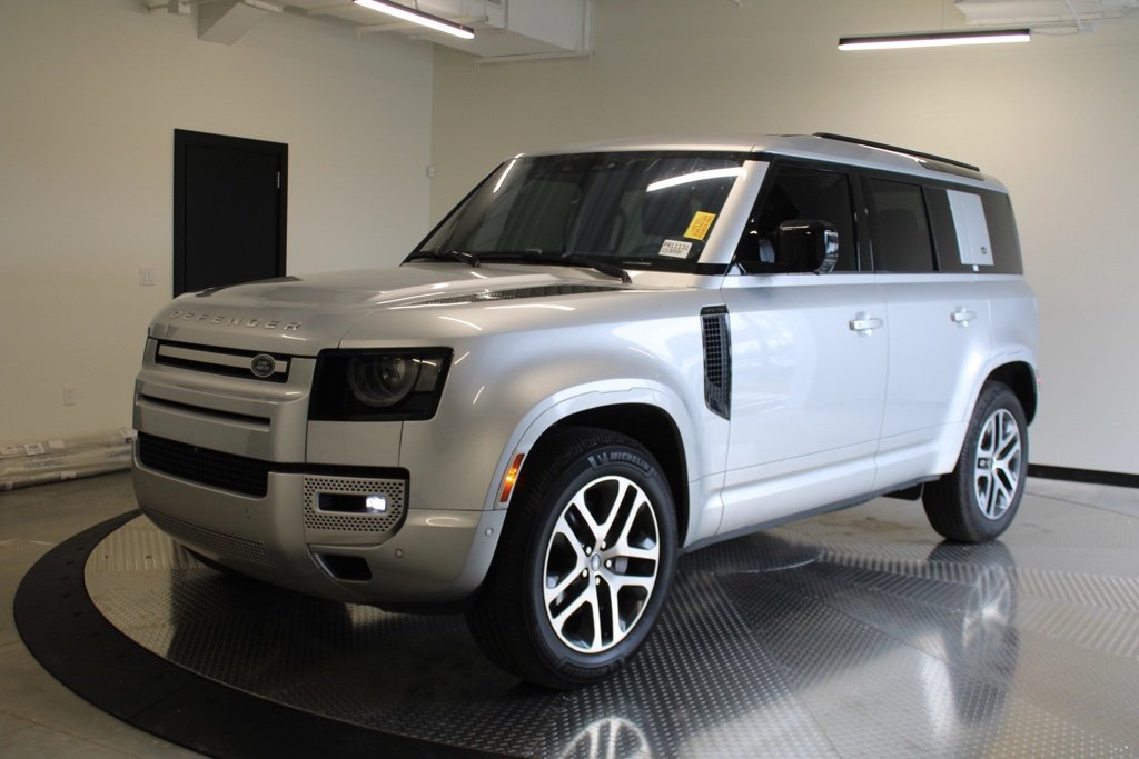 Used 2022 Land Rover Defender 110 XS Edition image 2