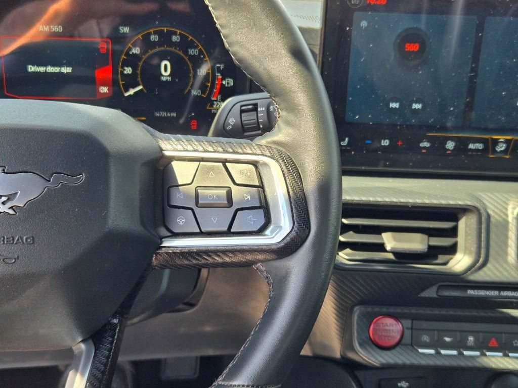 Used 2024 Ford Mustang Coupe RWD image 22