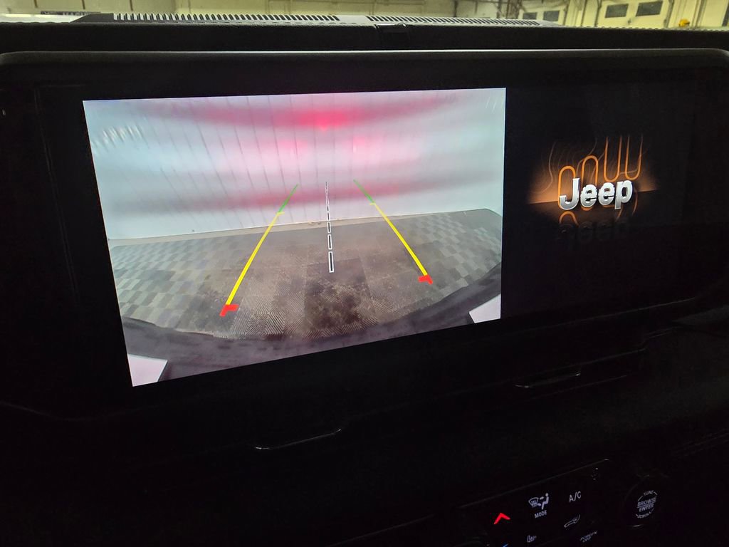 Used 2024 Jeep Wrangler Unlimited Rubicon 4xe w/ Convenience Group image 28