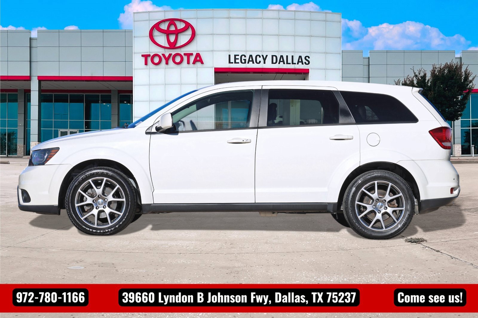 Used 2015 Dodge Journey R/T w/ Flexible Seating Group image 7