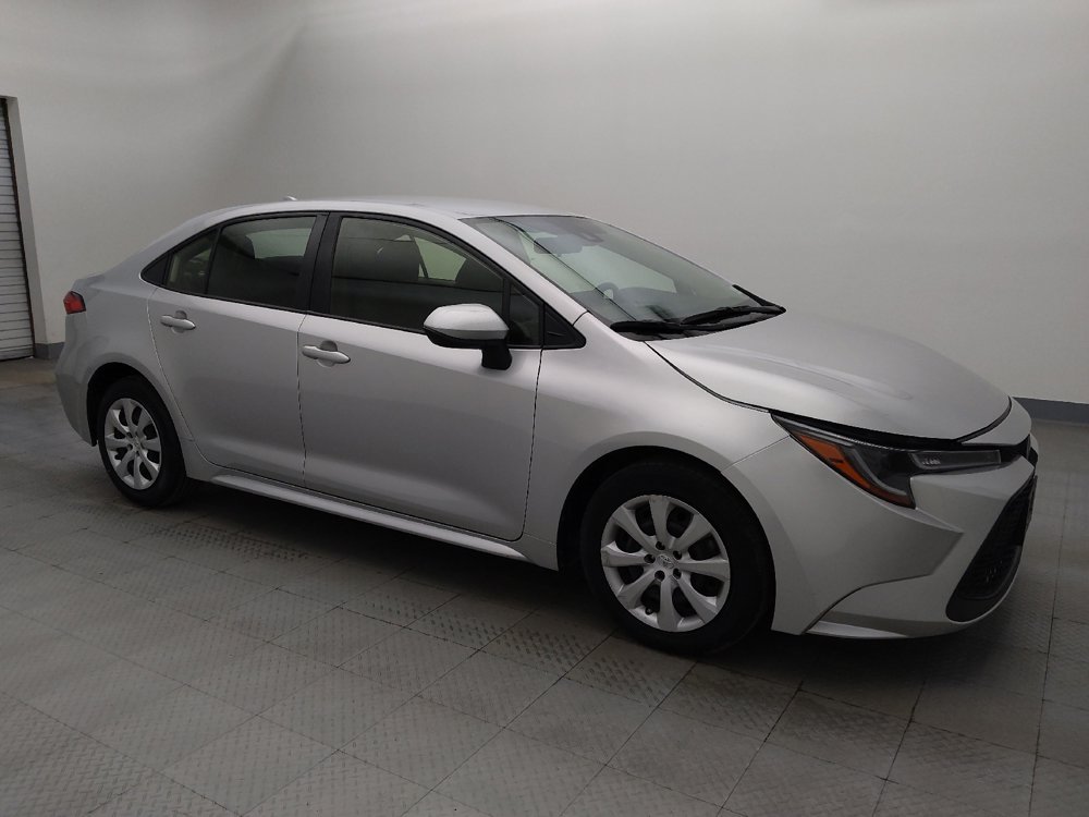 Used 2021 Toyota Corolla LE image 11
