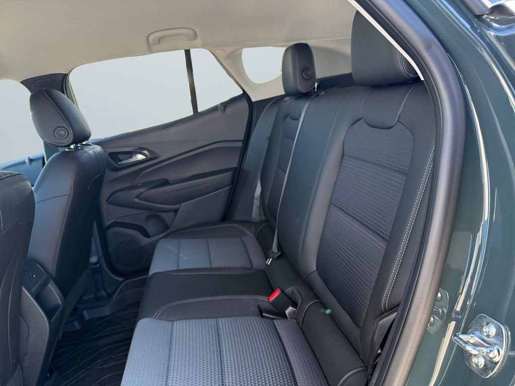New 2025 Chevrolet Trax LT w/ Driver Confidence Package image 13