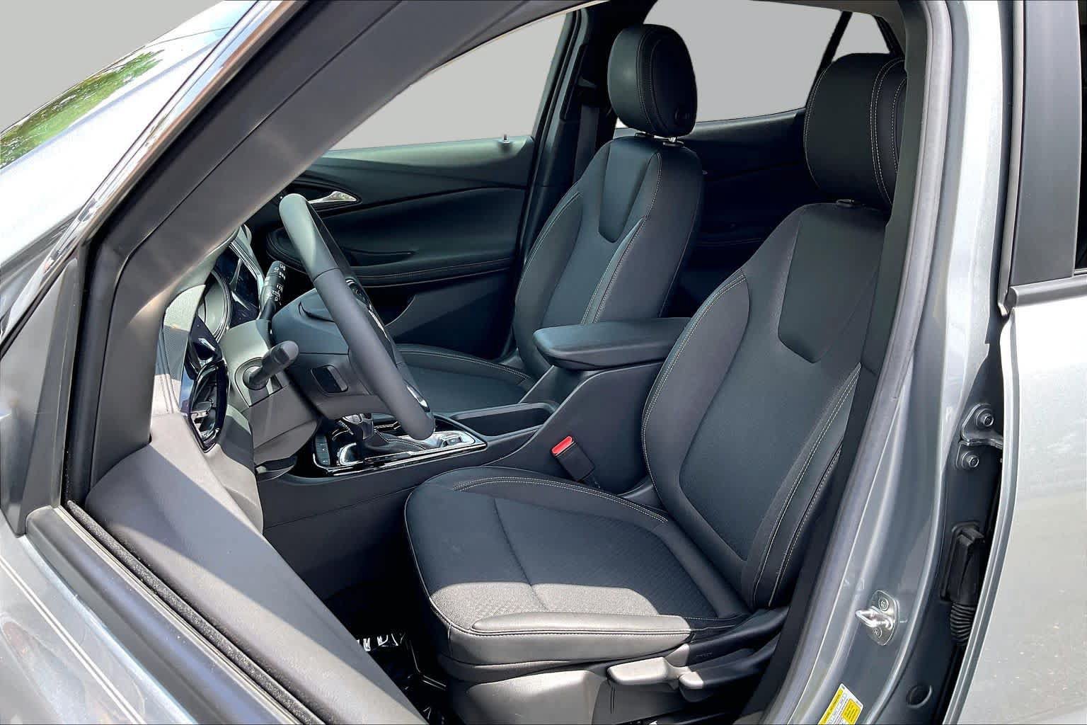 Used 2023 Buick Encore GX Preferred FWD image 24