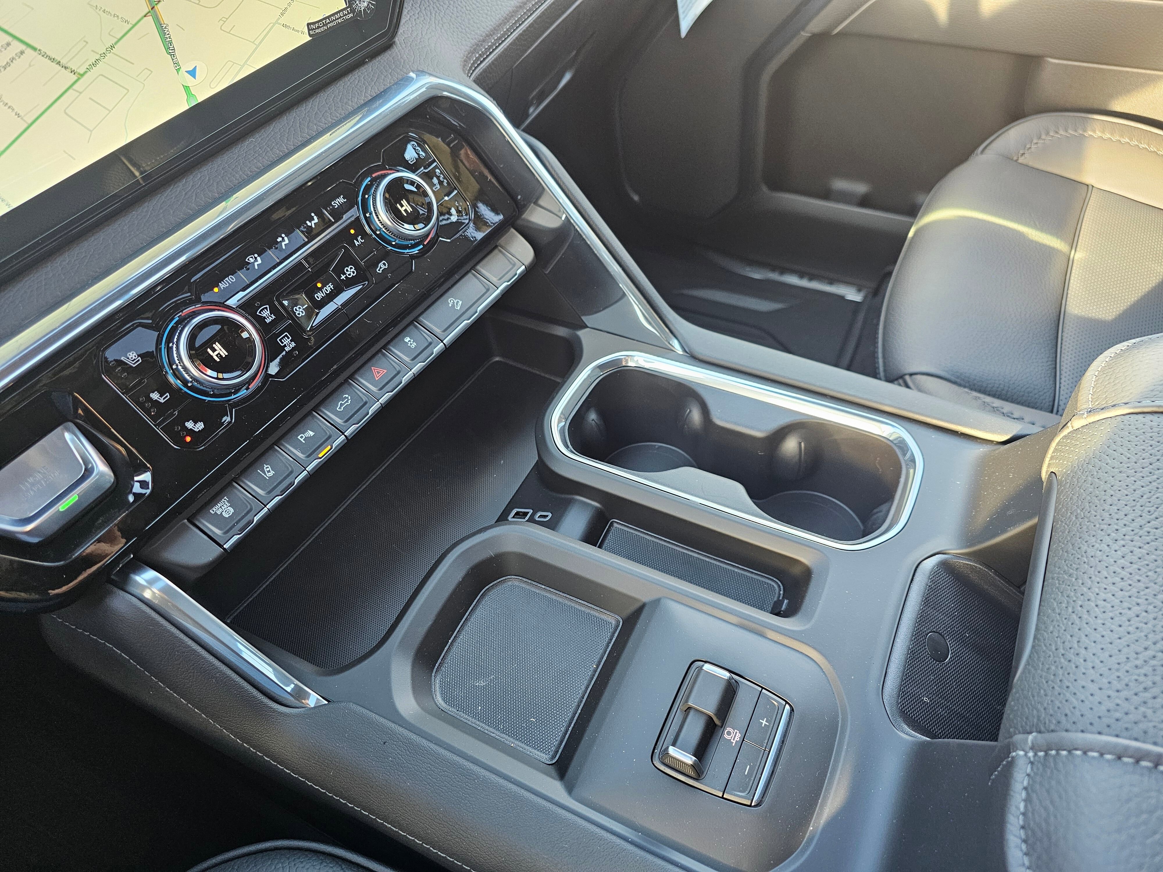 New 2026 GMC Sierra 2500 Denali w/ Denali Reserve Package image 24