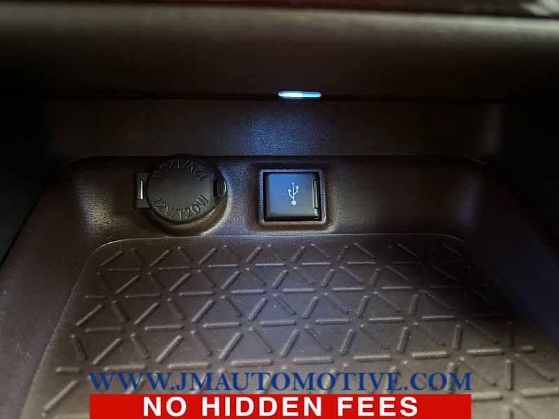 Used 2021 Toyota RAV4 Limited image 38