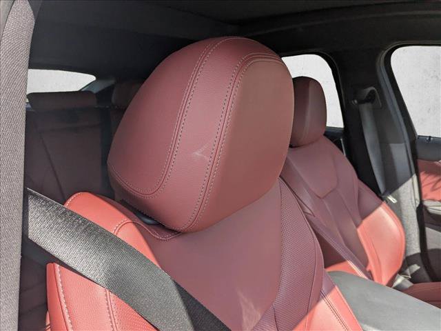 Used 2024 BMW X4 xDrive30i w/ Premium Package AWD/4WD image 16