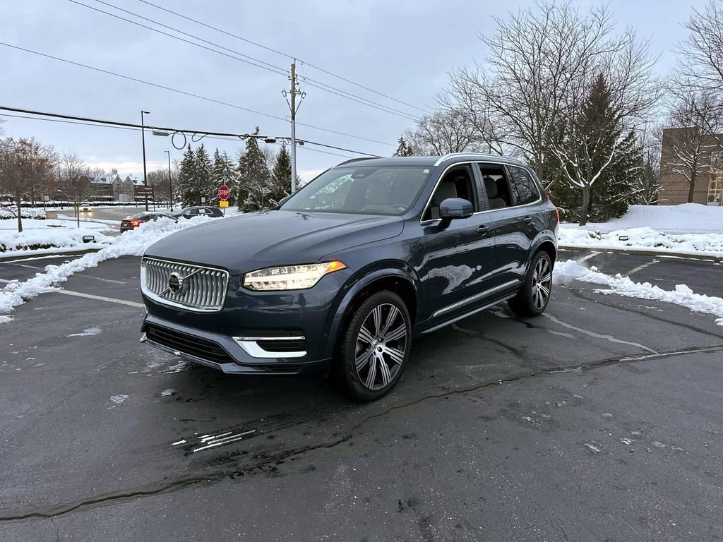 Used 2025 Volvo XC90 T8 Ultra image 3